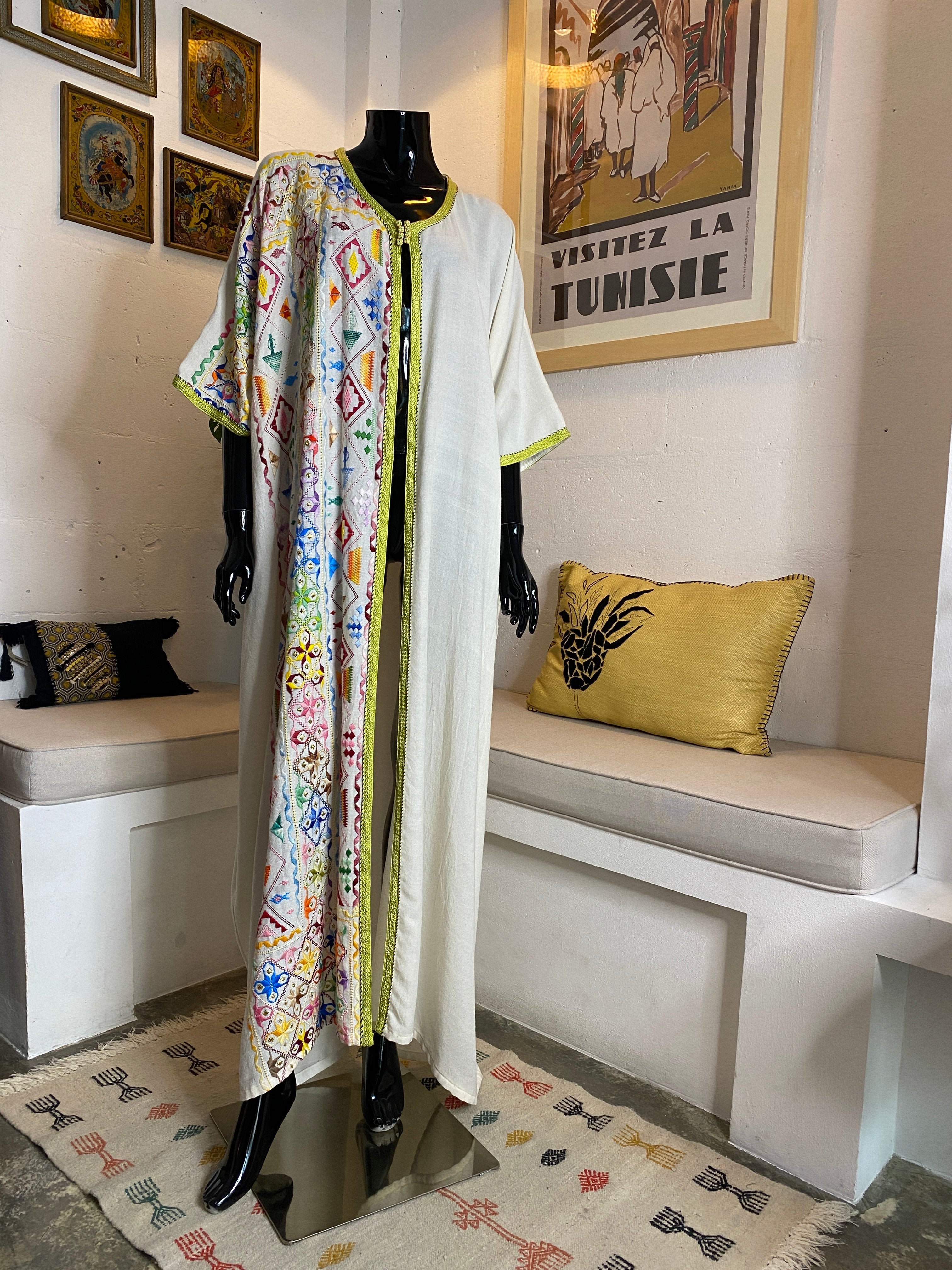 Shi7elo 2024 – ABAYA