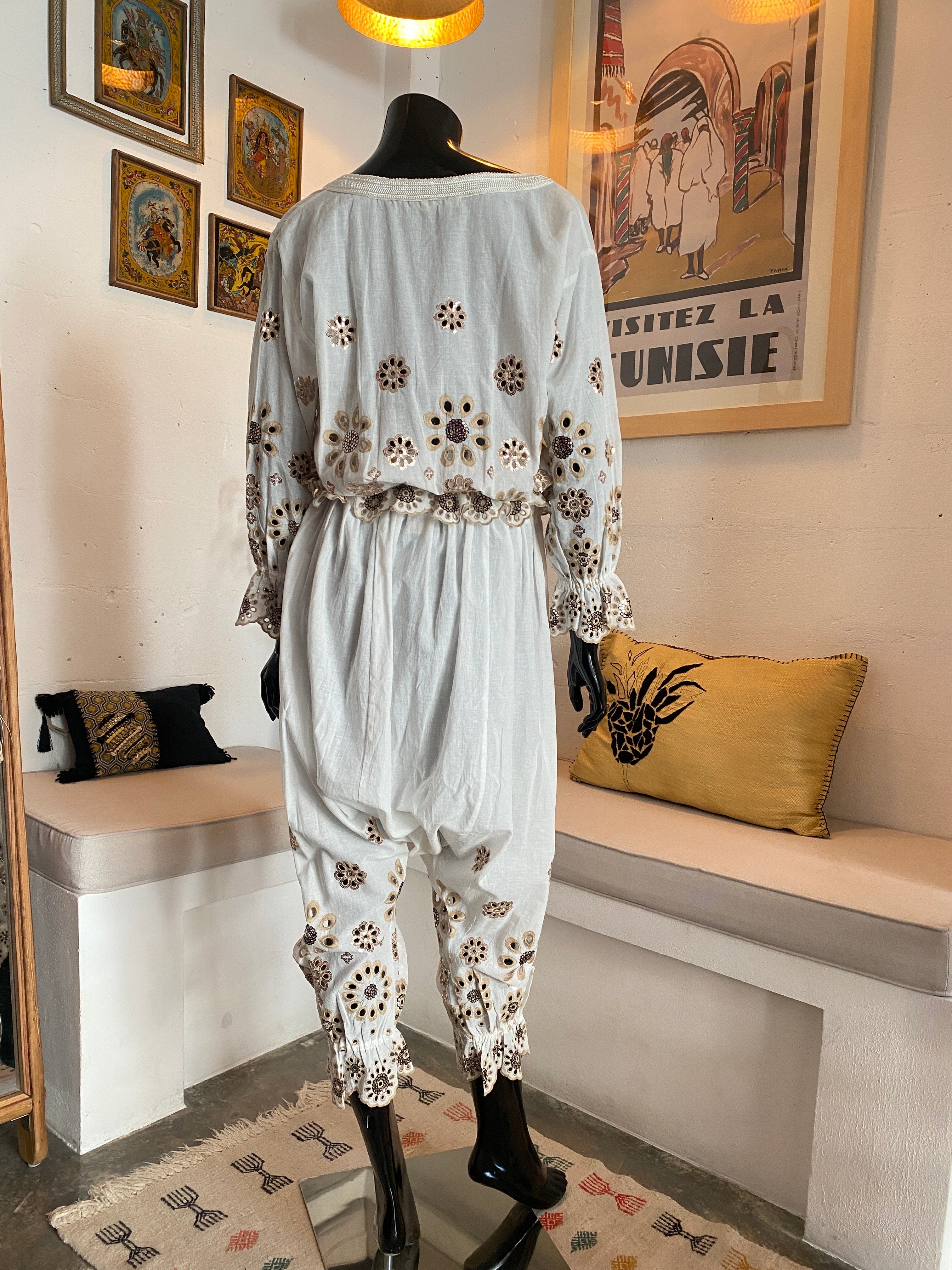 Ensemble haut et pantalon en coton brodé marocain