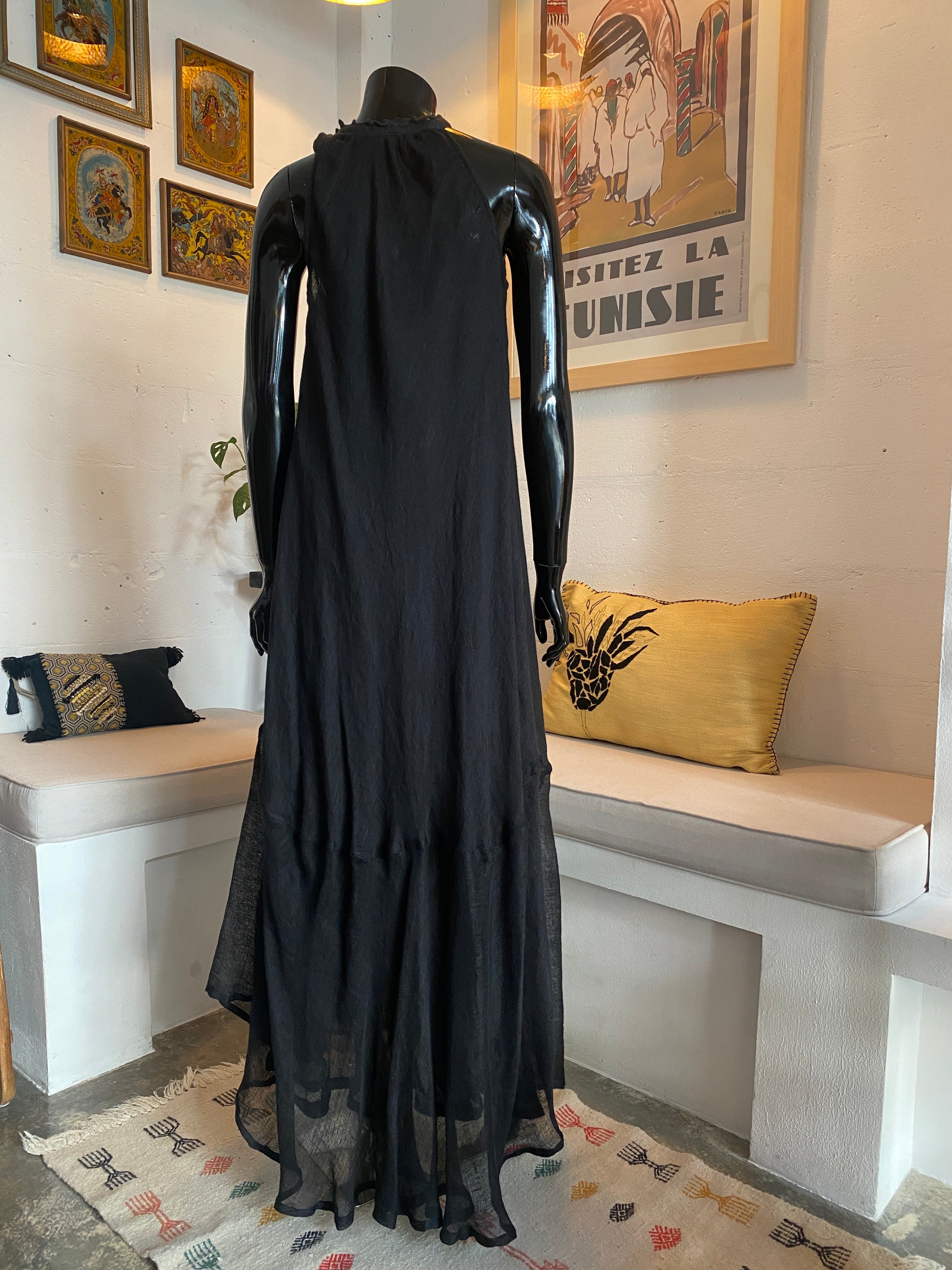 Robe Diana en lin à col montant – Édition noire transparente