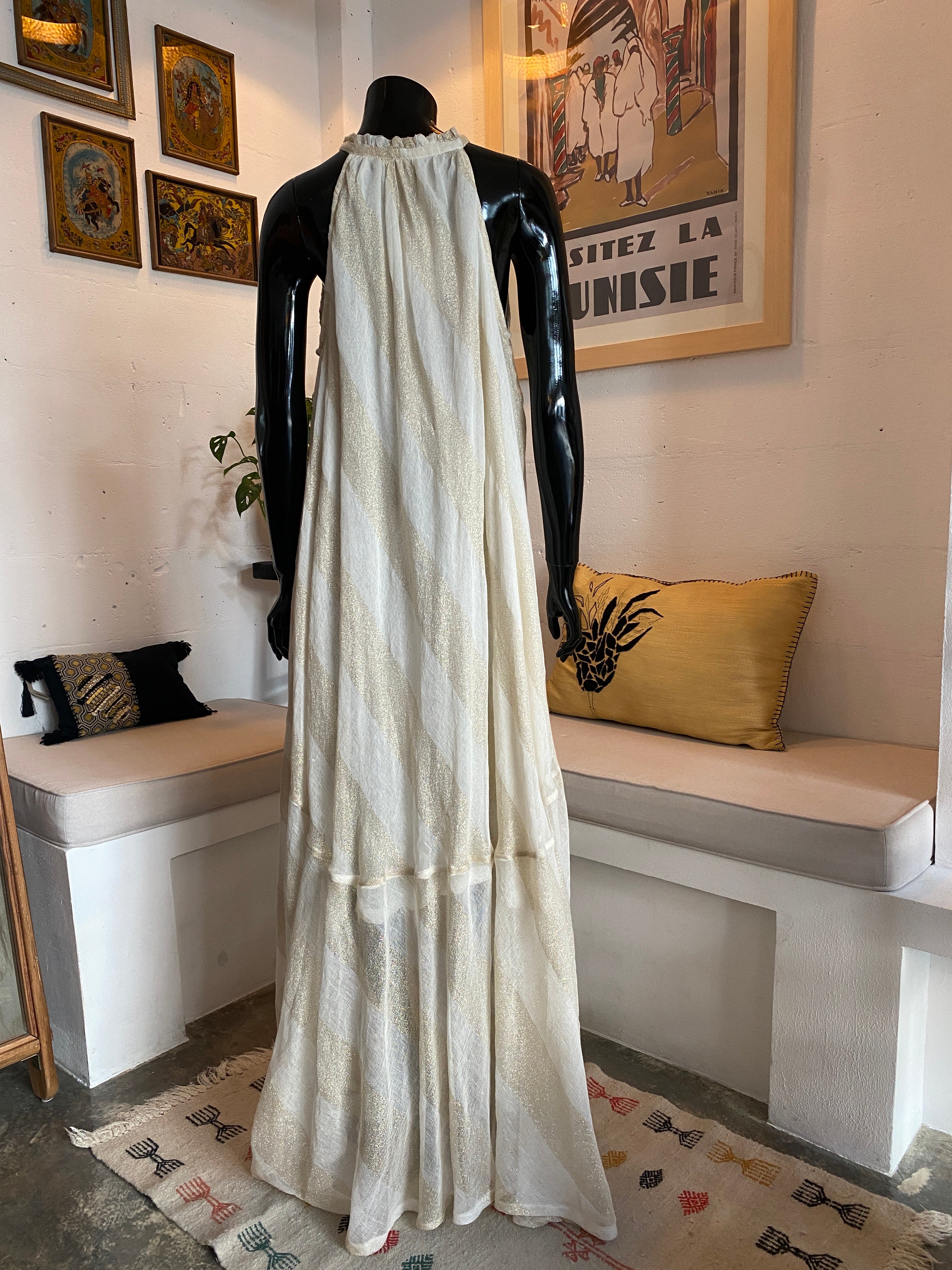 Robe en lin à rayures Diana – Édition ivoire et or