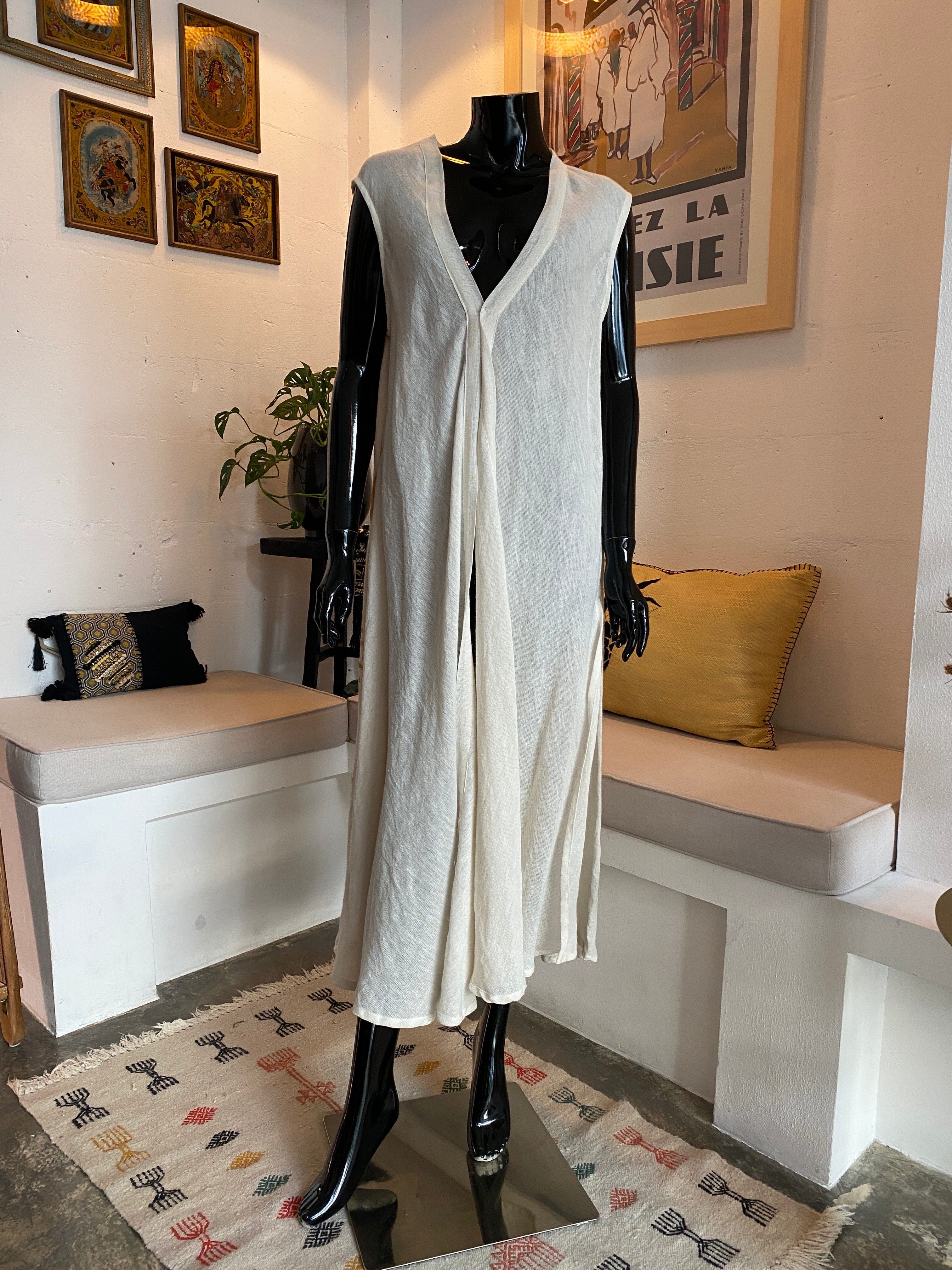 Kimono peint à la main avec motifs de soleil doré