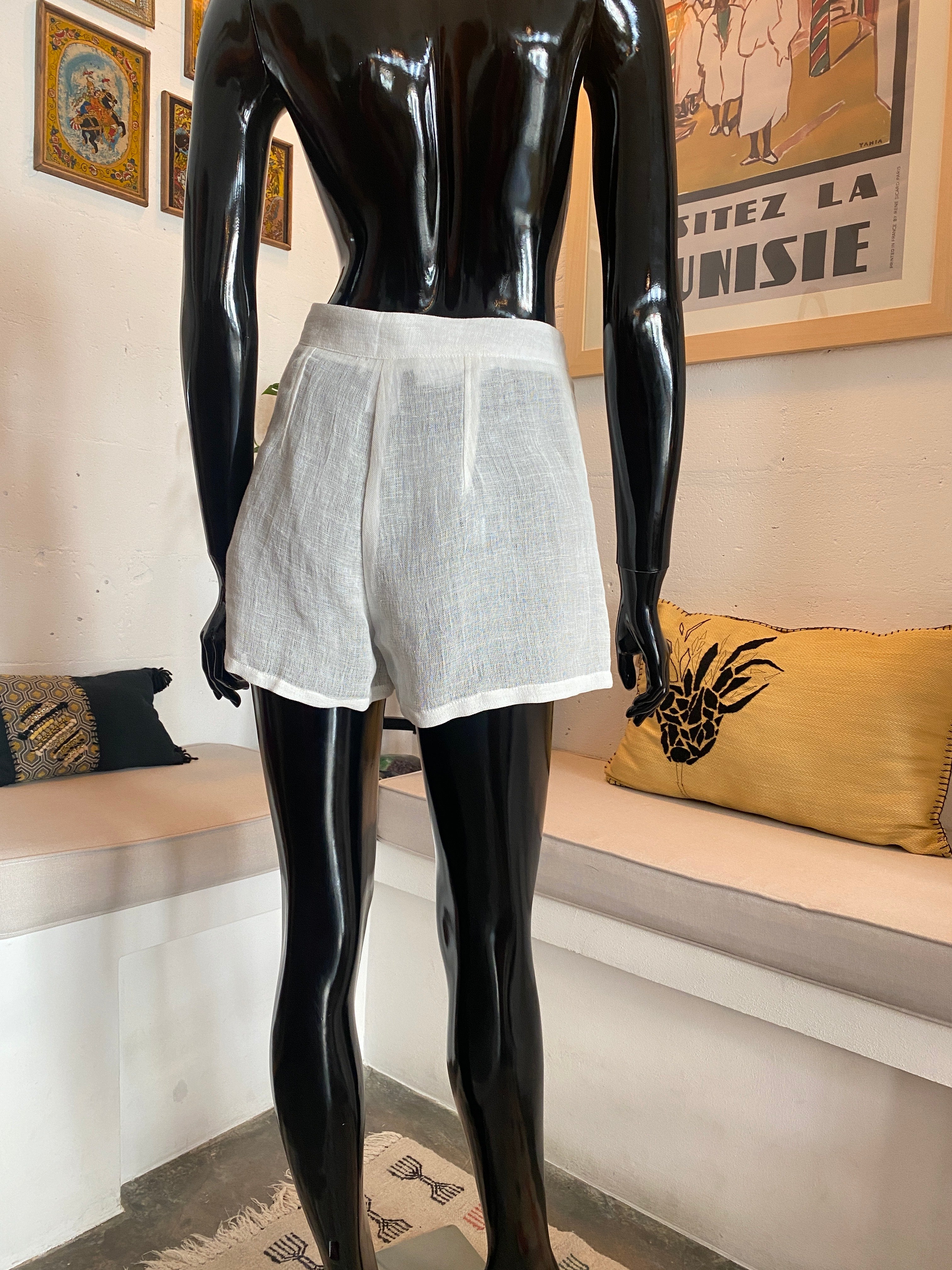 Short d'été en lin blanc