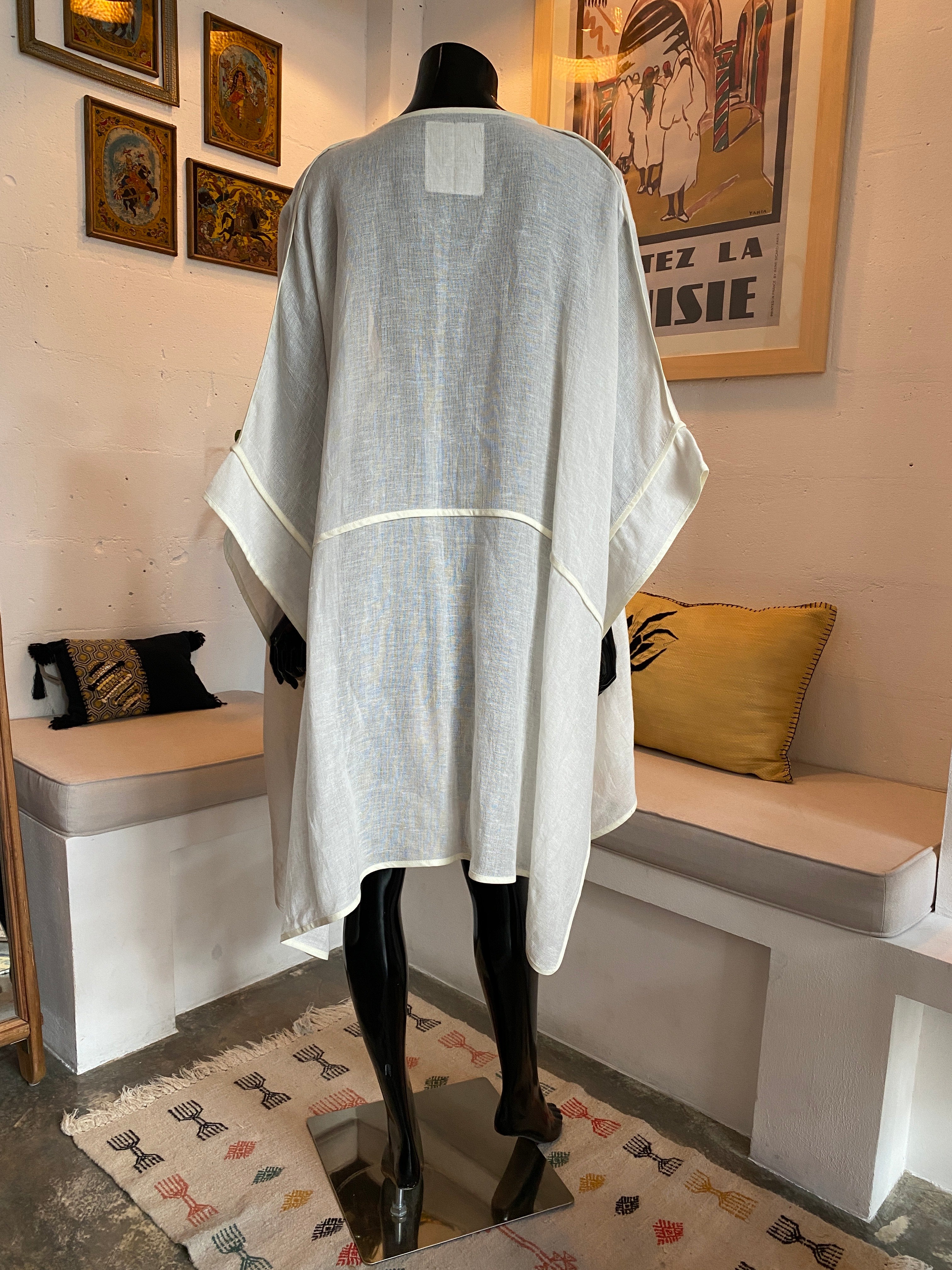 Ray Poncho – Caftan Court En Lin Ivoire