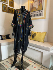 Jeba noir avec broderie Tel et fil de soie