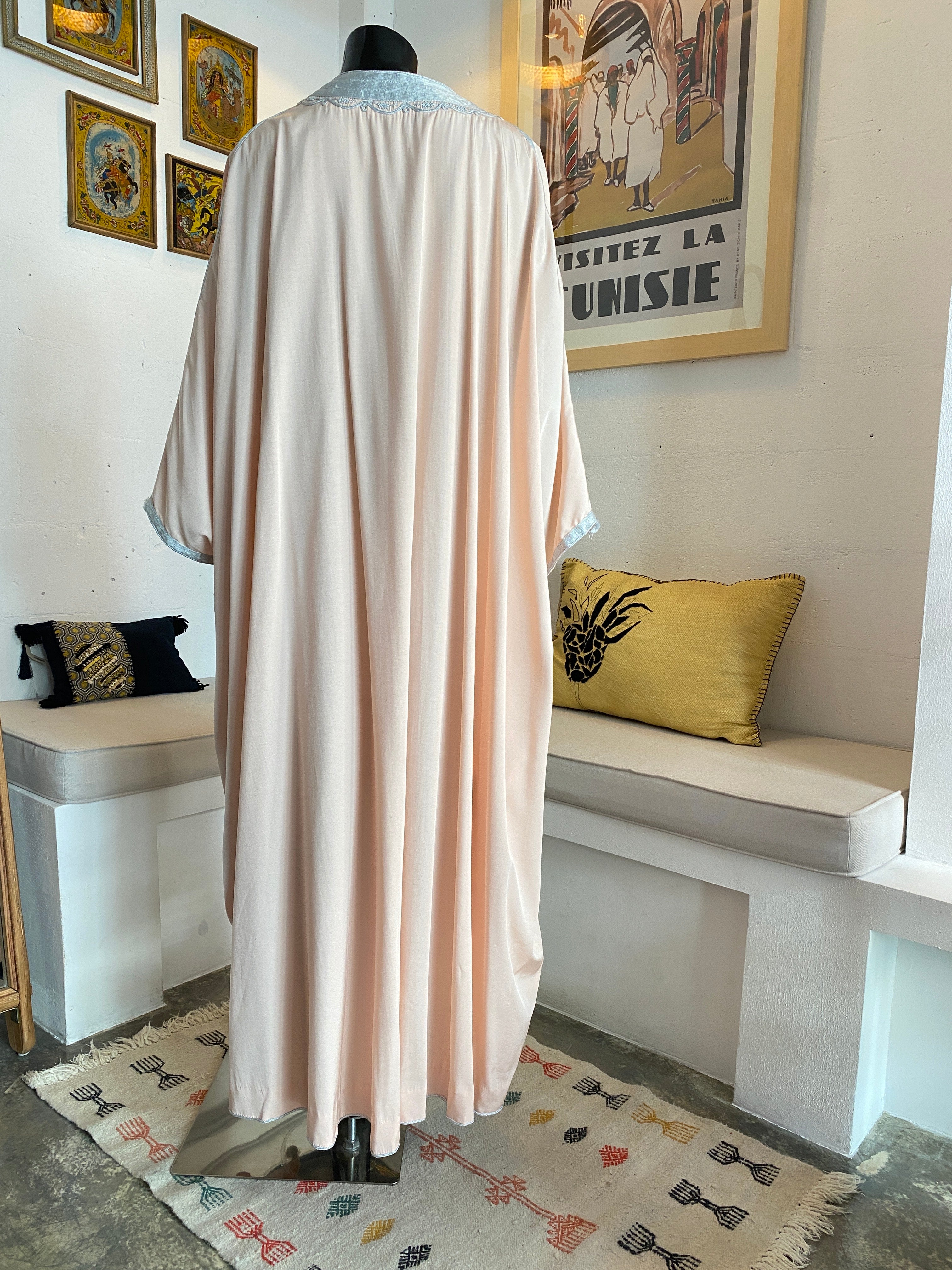 Ensemble Jebba rose double épaisseur avec broderie argentée
