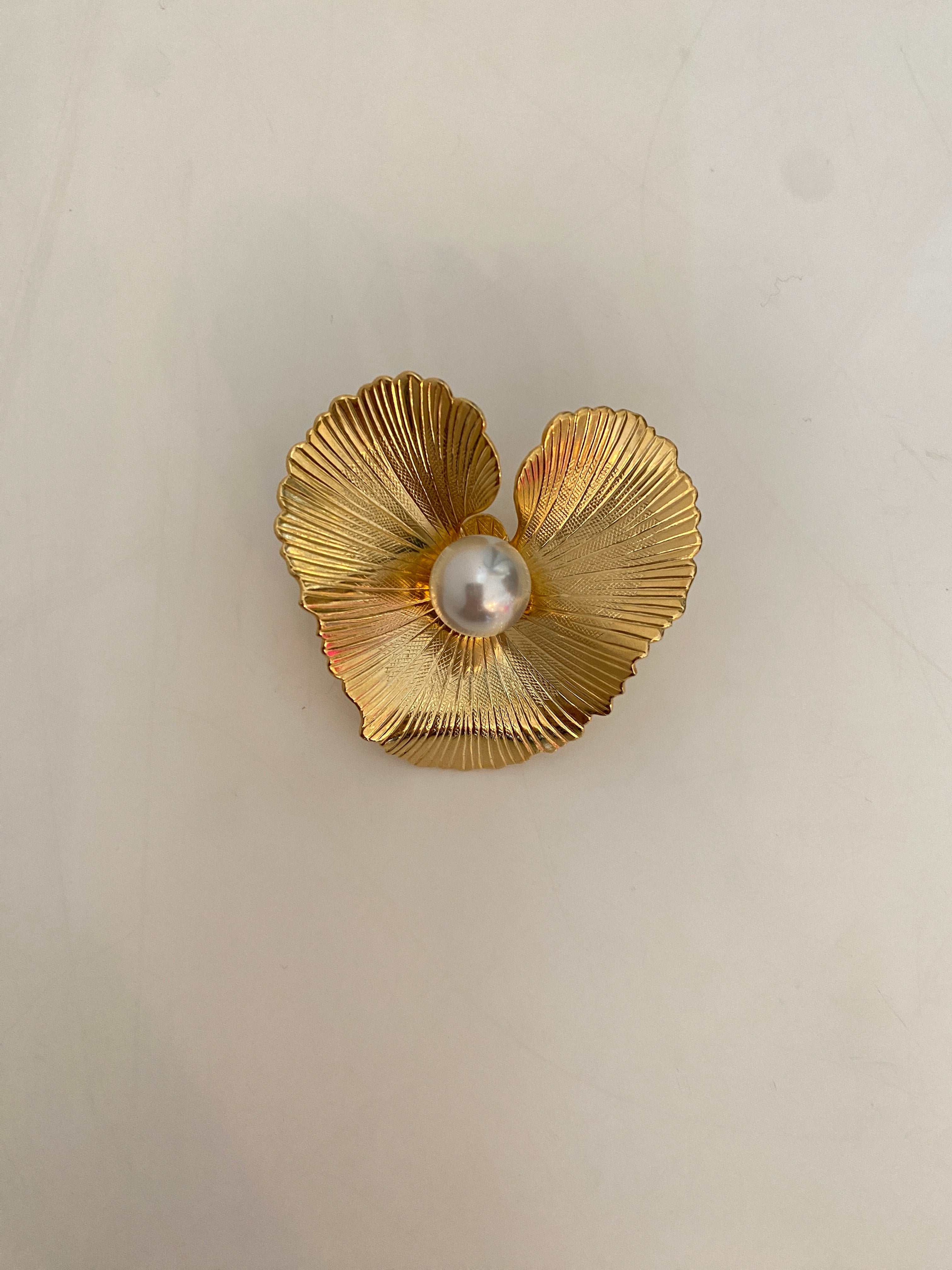 VIOLET CLIP PEARL