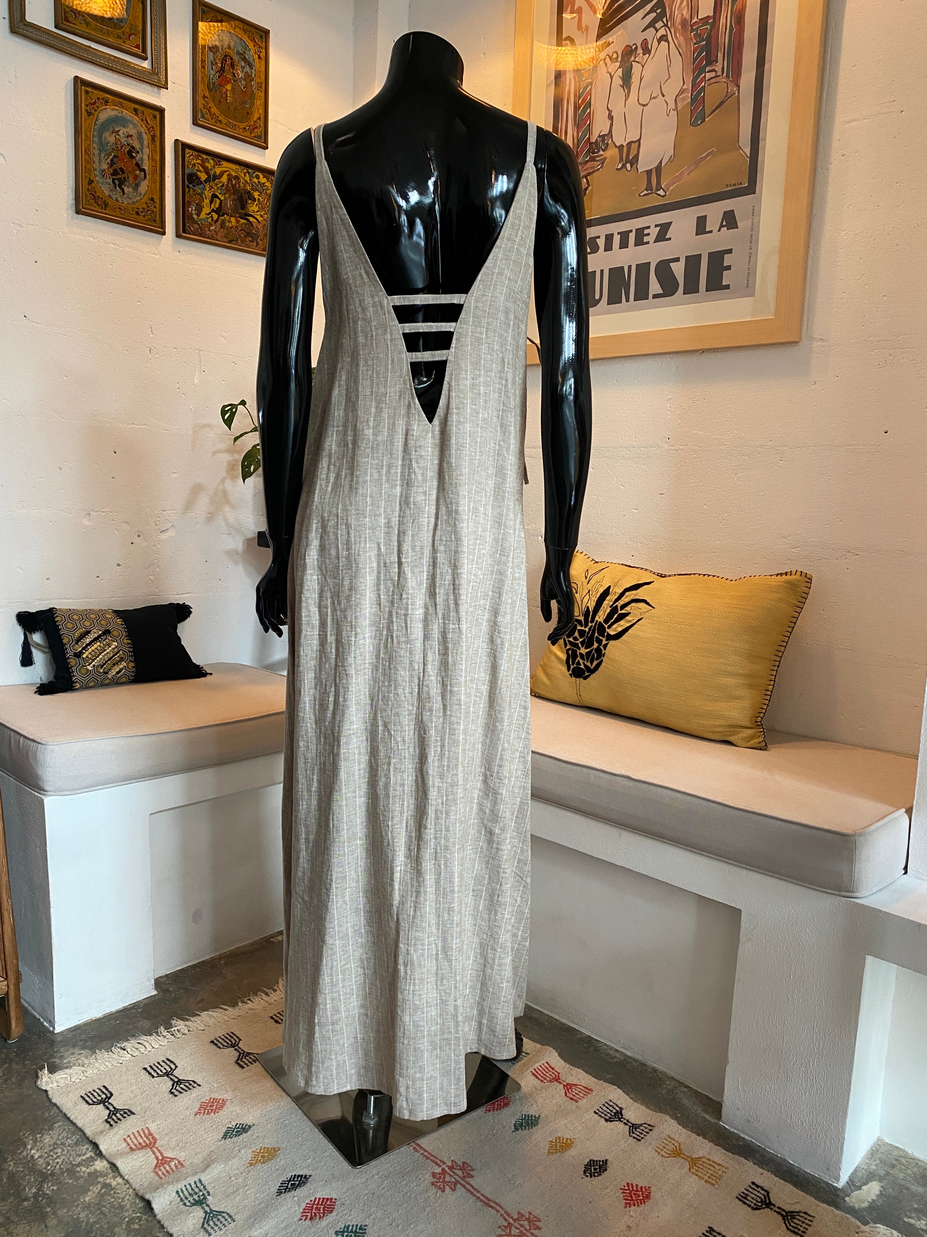 Robe en lin rayée Zine – Élégance naturelle